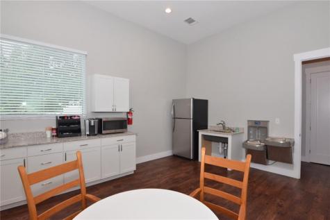 2440 E Highway 290 Highway Dripping Springs TX 78620
