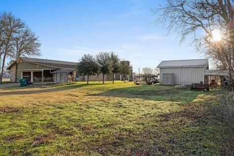 1417 W State Highway 71 La Grange TX 78945