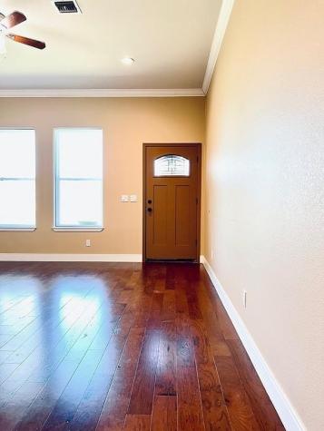 1417 W State Highway 71 La Grange TX 78945