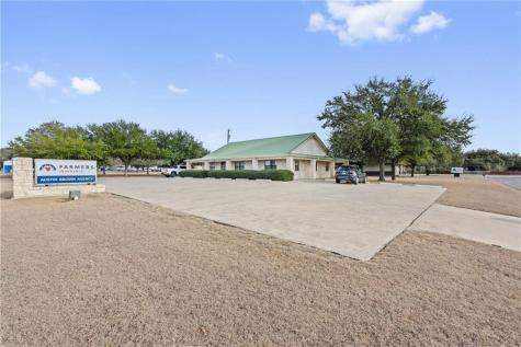 409 Mallard Lane Taylor TX 76574