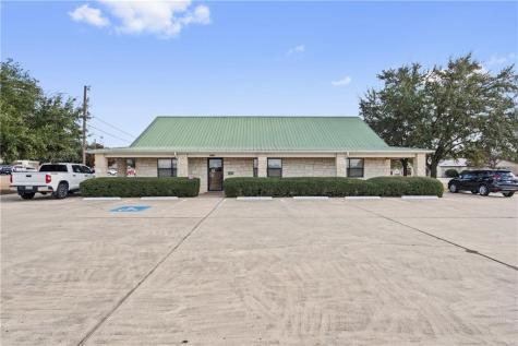 409 Mallard Lane Taylor TX 76574