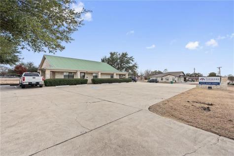 409 Mallard Lane Taylor TX 76574