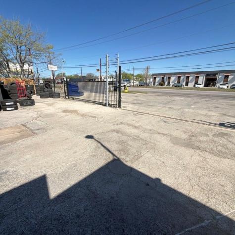 1209 W Anderson Lane Austin TX 78757