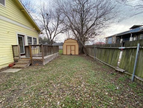 303 Taylor Street Hutto TX 78634