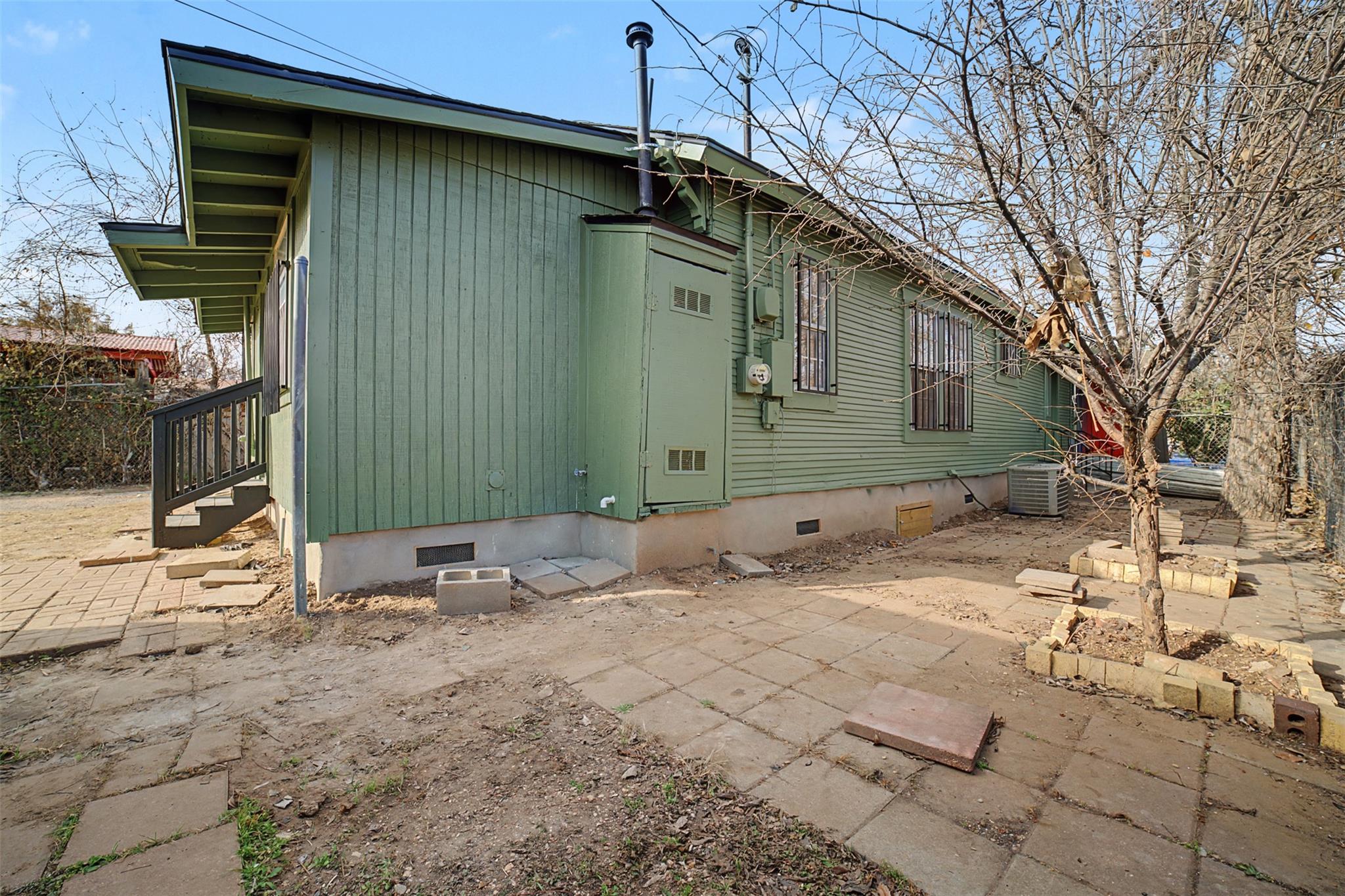 2703 E Cesar Chavez Street Austin TX 78702