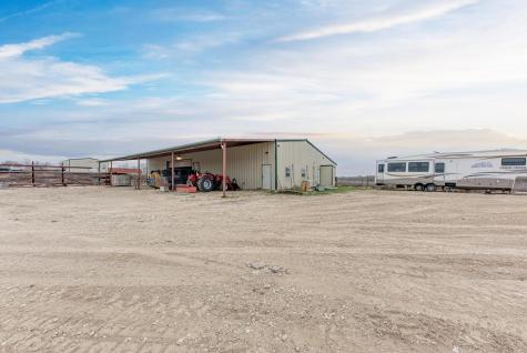 1889 County Road 487 Taylor TX 76574