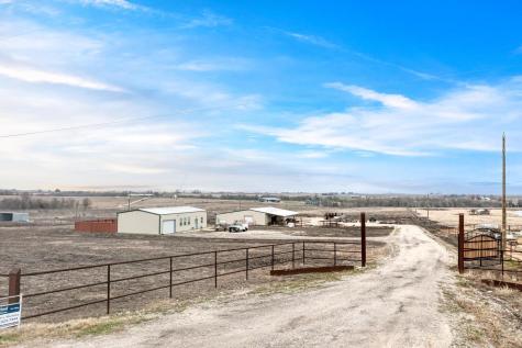 1889 County Road 487 Taylor TX 76574