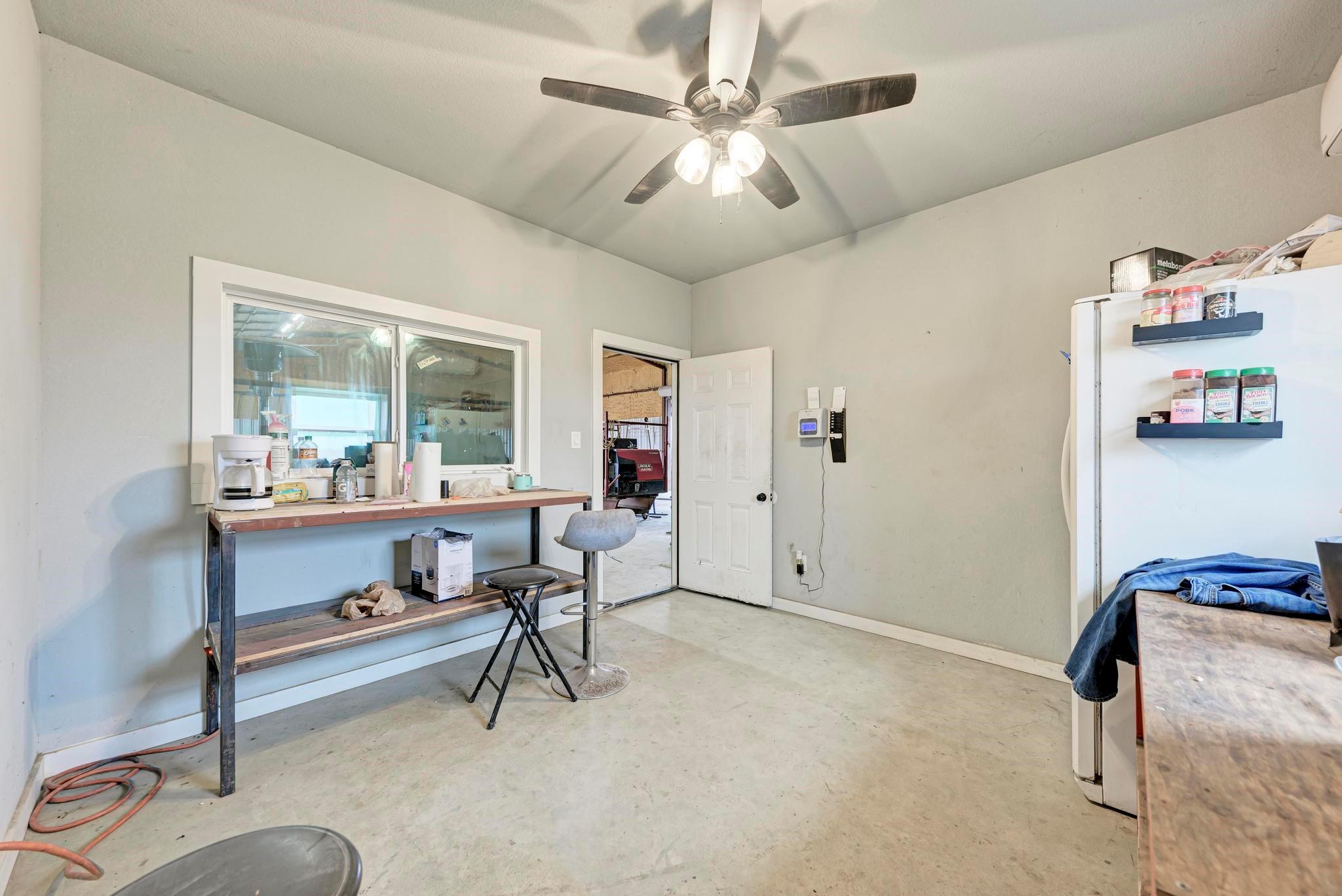 1889 County Road 487 Taylor TX 76574