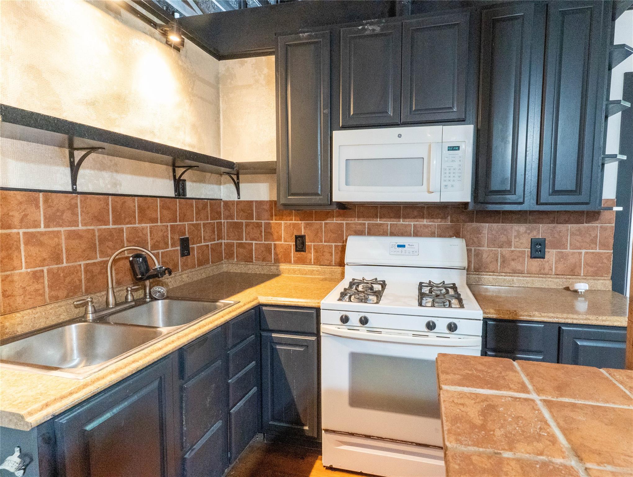 108 E Clark Street Bartlett TX 76511
