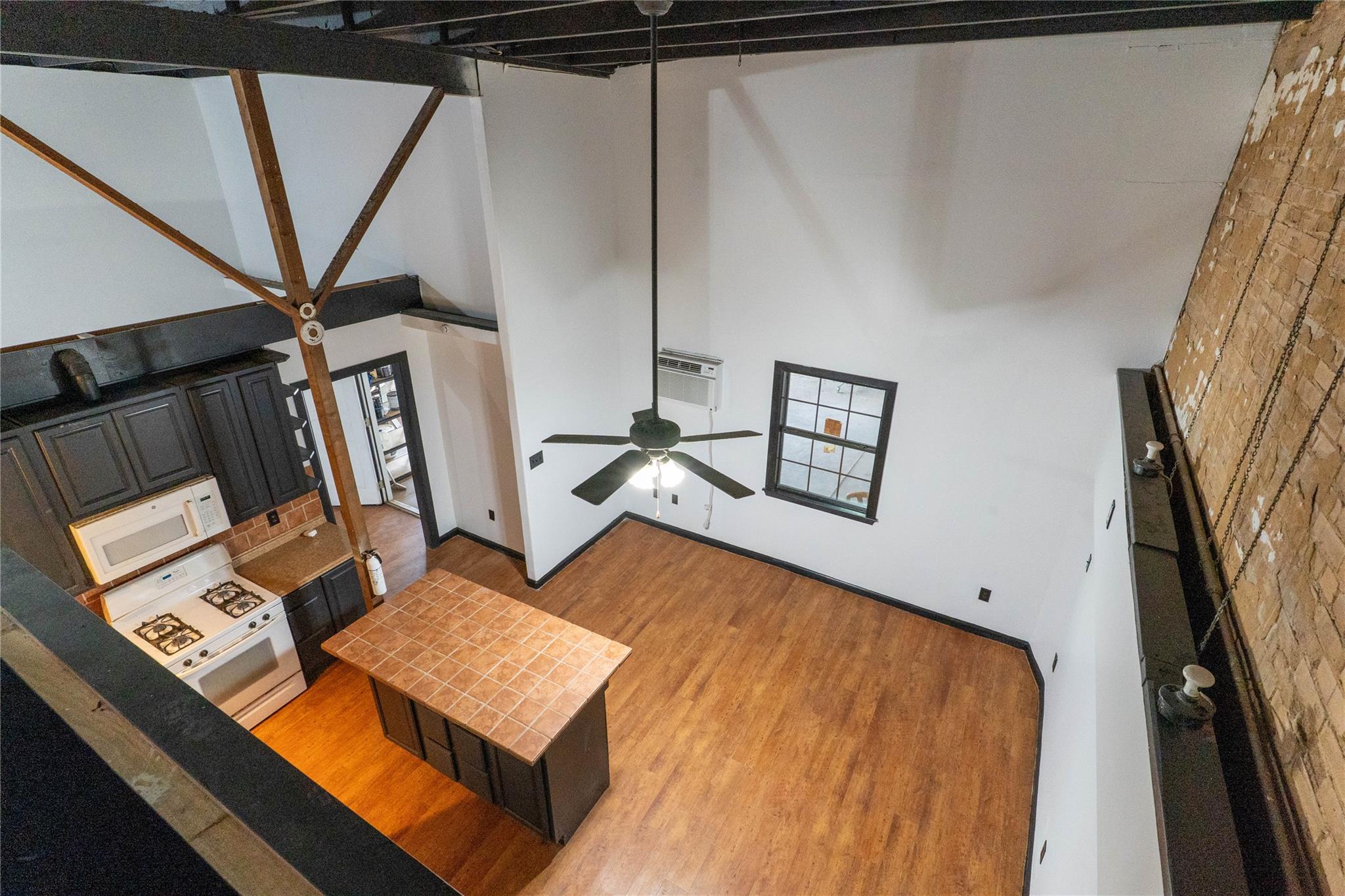 108 E Clark Street Bartlett TX 76511