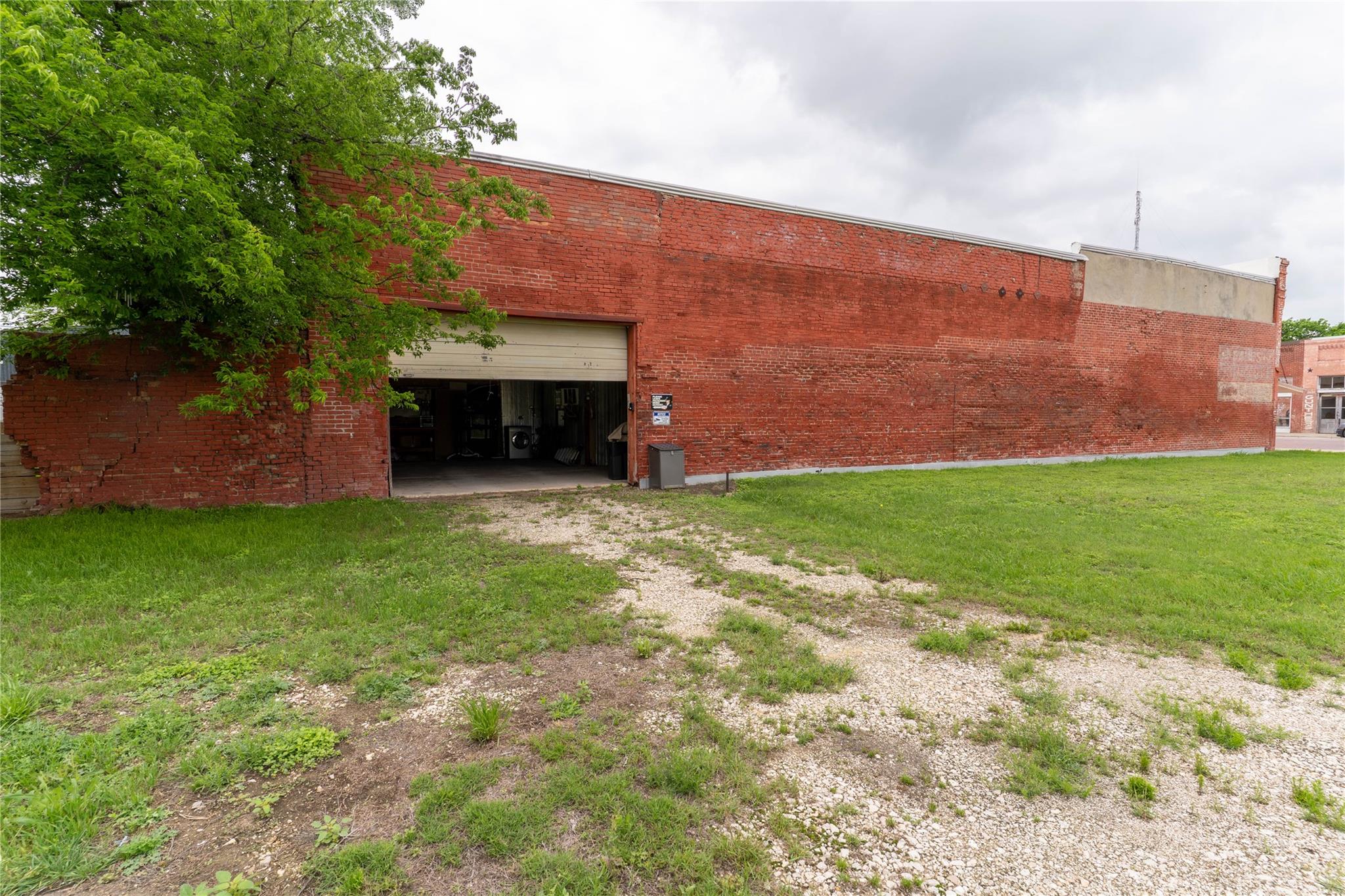 108 E Clark Street Bartlett TX 76511