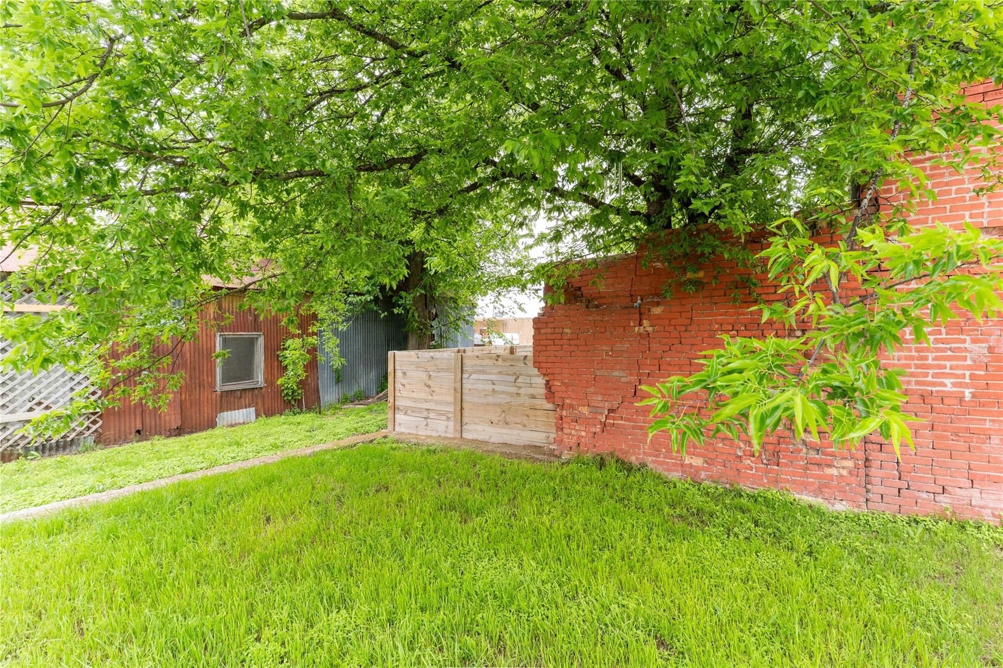 108 E Clark Street Bartlett TX 76511