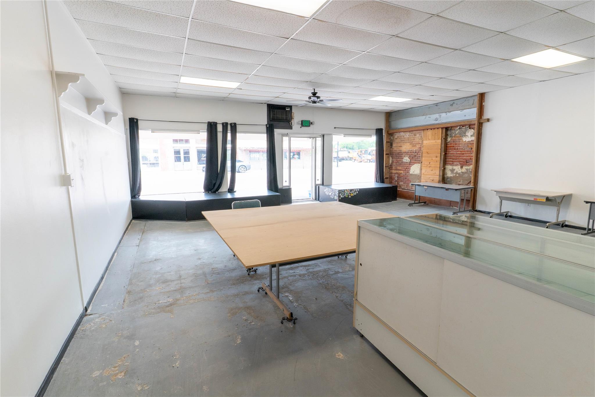 108 E Clark Street Bartlett TX 76511