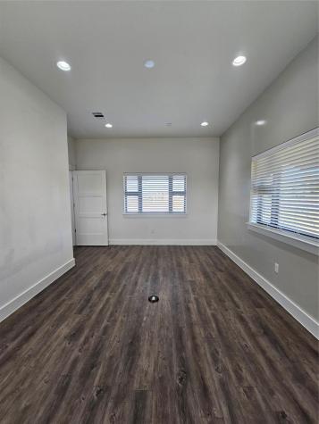 230 Klattenhoff Lane Hutto TX 78634