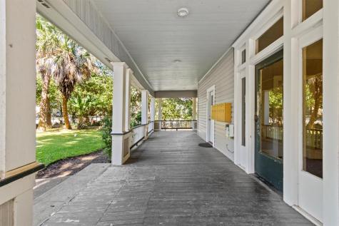 527 W San Antonio Street San Marcos TX 78666