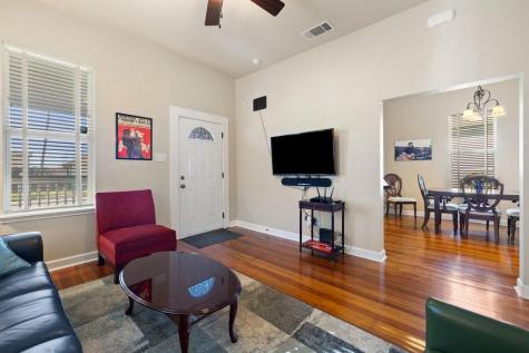 314 And 312 W 3rd Street Taylor TX 76574
