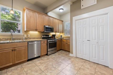 314 And 312 W 3rd Street Taylor TX 76574