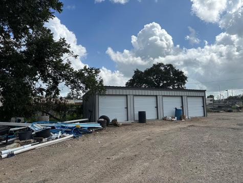 324 W La Fayette Street La Grange TX 78945