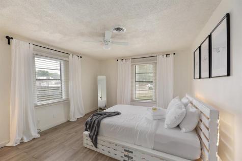 102 E Liberty Avenue Round Rock TX 78664