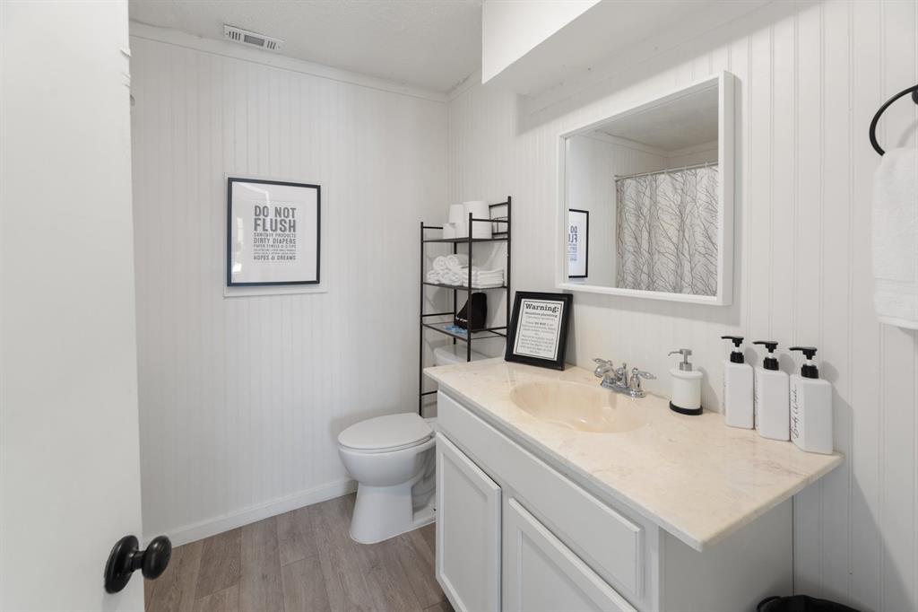 102 E Liberty Avenue Round Rock TX 78664