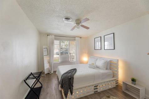 102 E Liberty Avenue Round Rock TX 78664