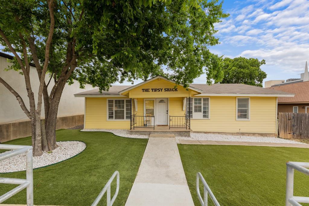102 E Liberty Avenue Round Rock TX 78664