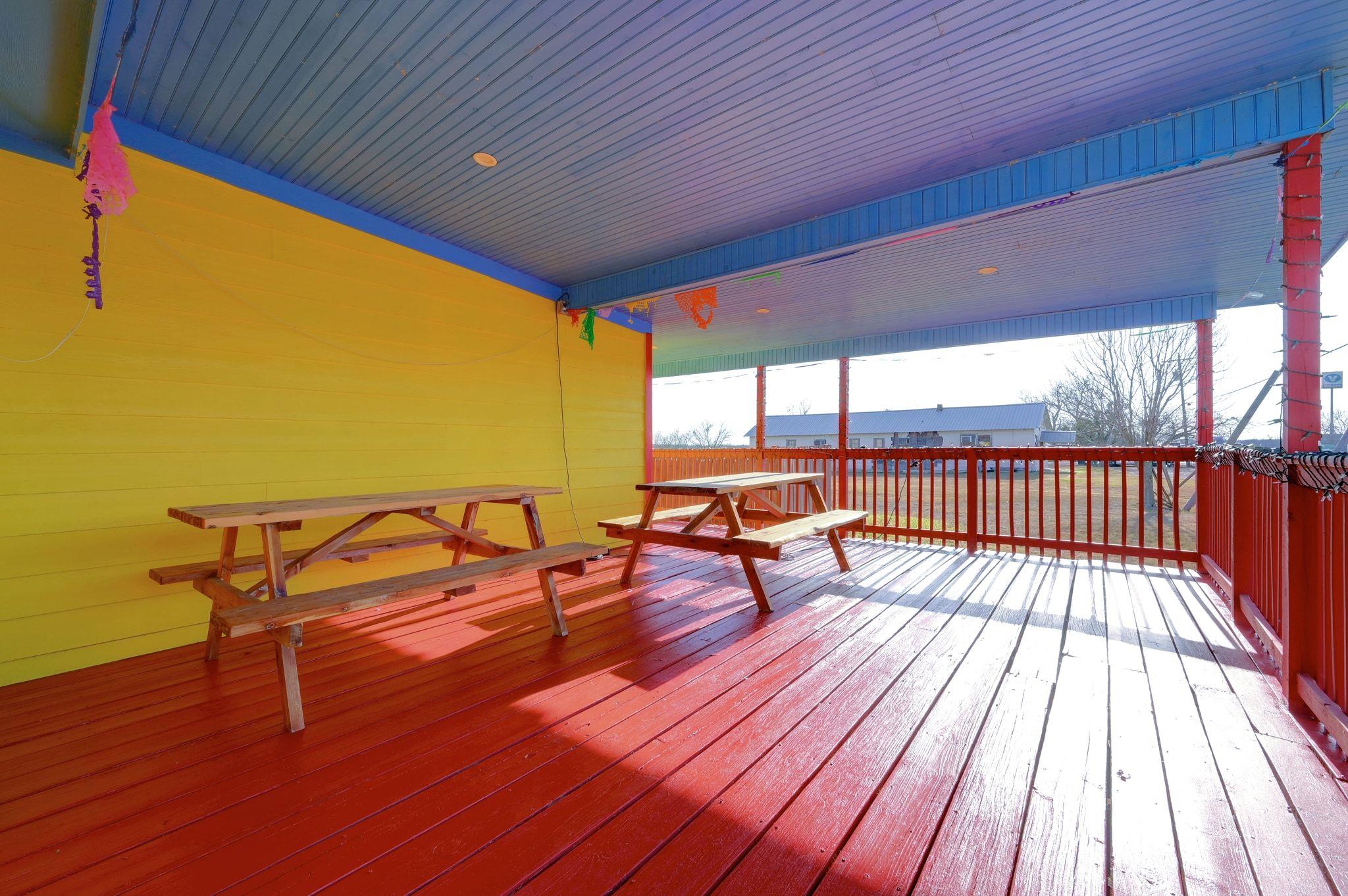 14100 Camino Real Niederwald TX 78640
