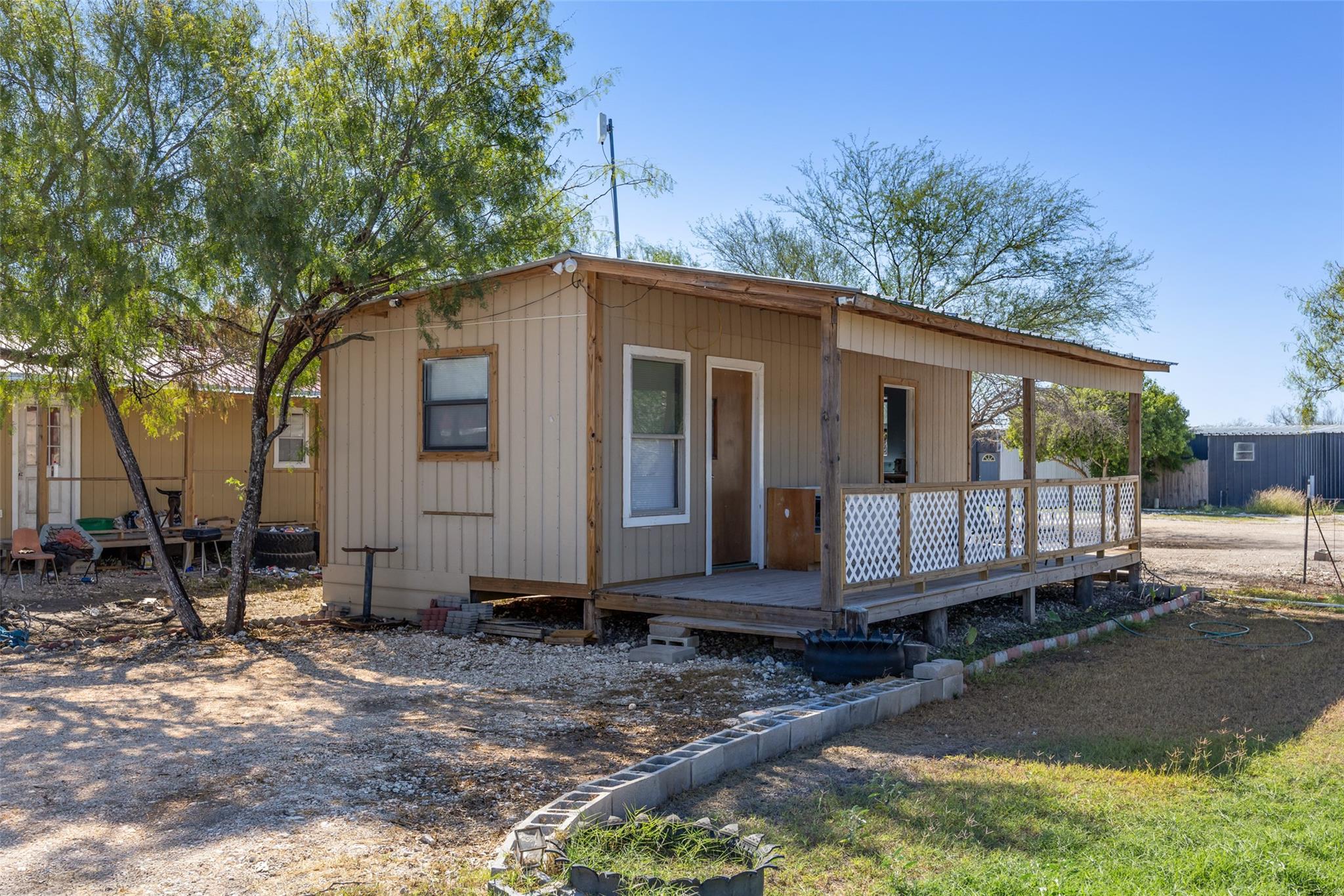 176 Co Road 304 Orange Grove TX 78372
