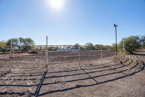 176 Co Road 304 Orange Grove TX 78372