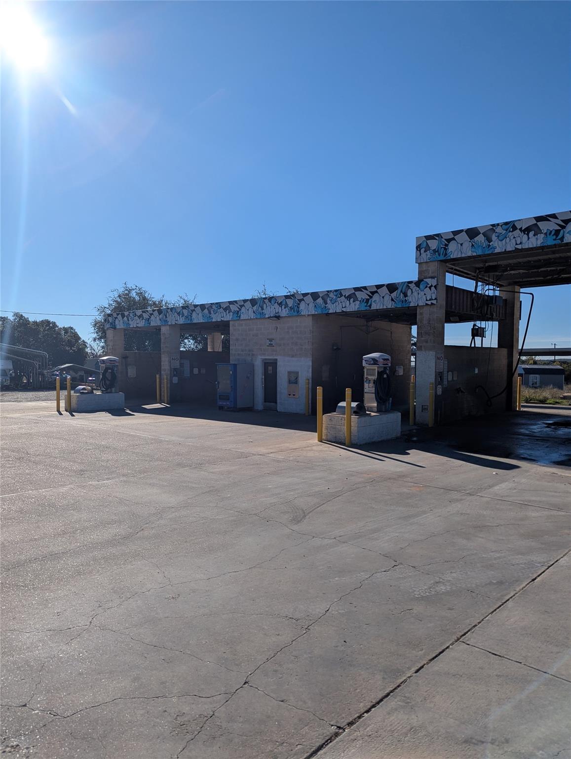 1511 Us Highway 290 Highway Dripping Springs TX 78620