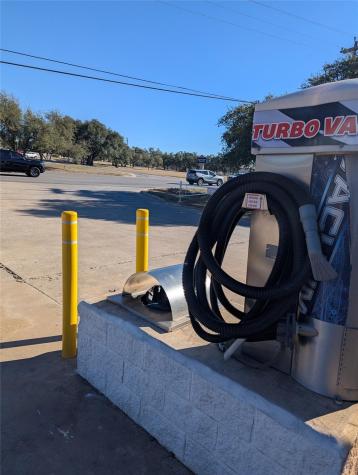 1511 Us Highway 290 Highway Dripping Springs TX 78620