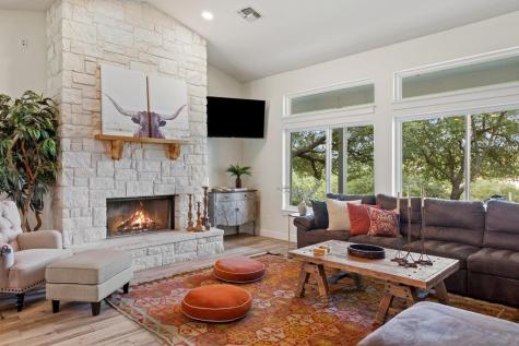 4607 R O Drive Spicewood TX 78669