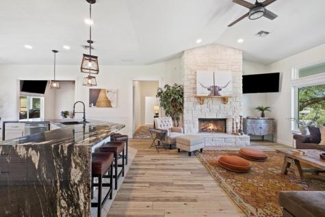 4607 R O Drive Spicewood TX 78669