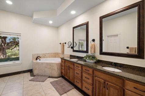 4607 R O Drive Spicewood TX 78669