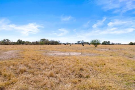 3650 E Austin Street Giddings TX 78942