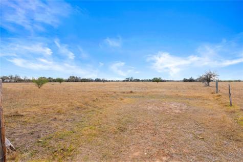 3650 E Austin Street Giddings TX 78942