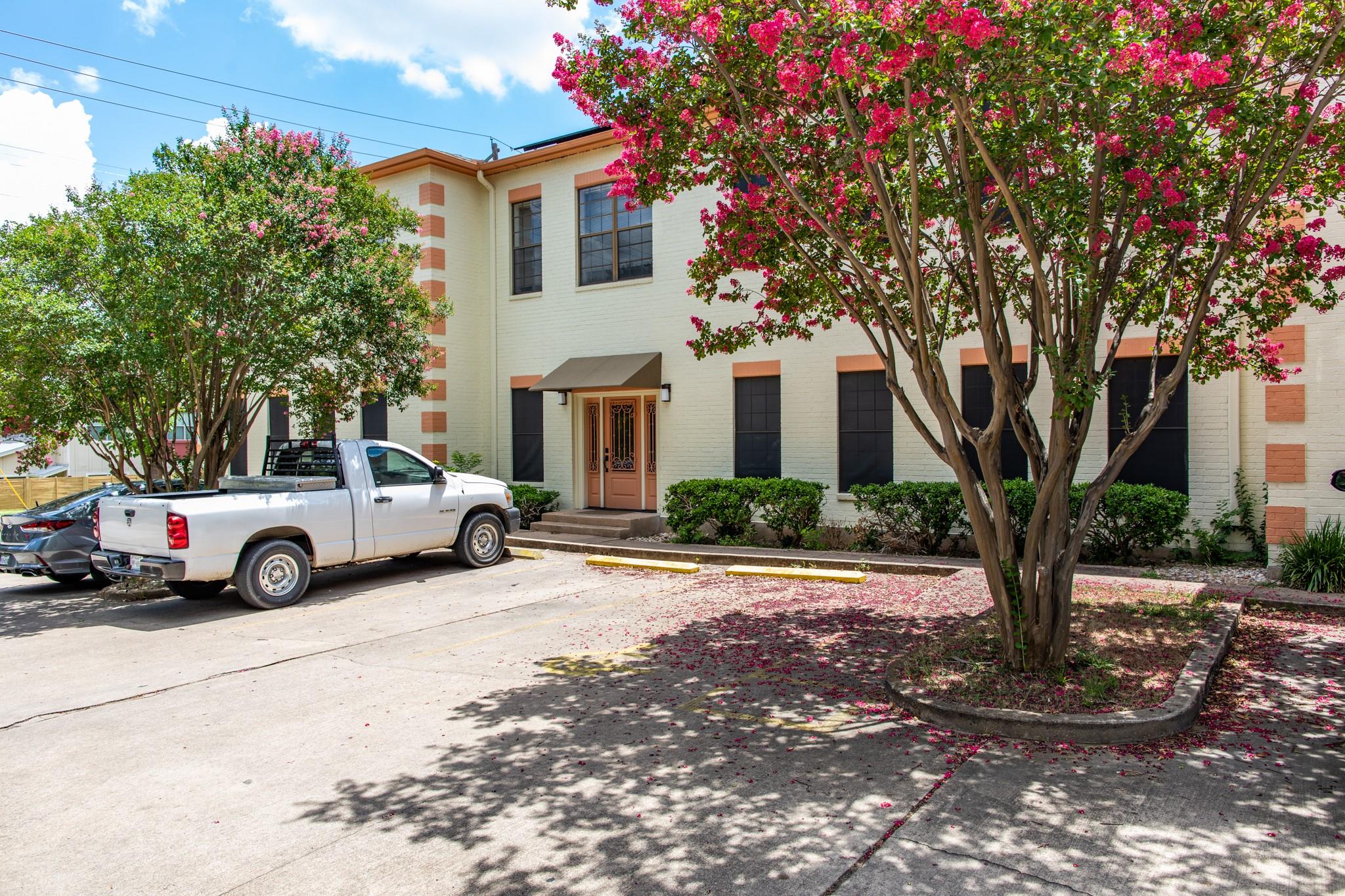 1823 Fortview Road Austin TX 78704