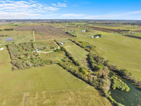 4580 County Road 404 Taylor TX 76574