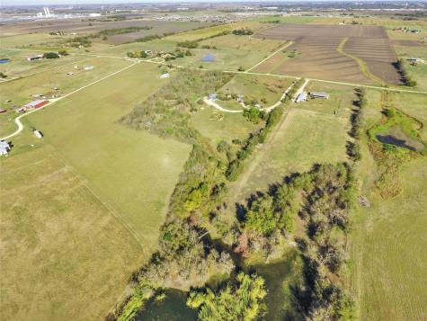 4580 County Road 404 Taylor TX 76574
