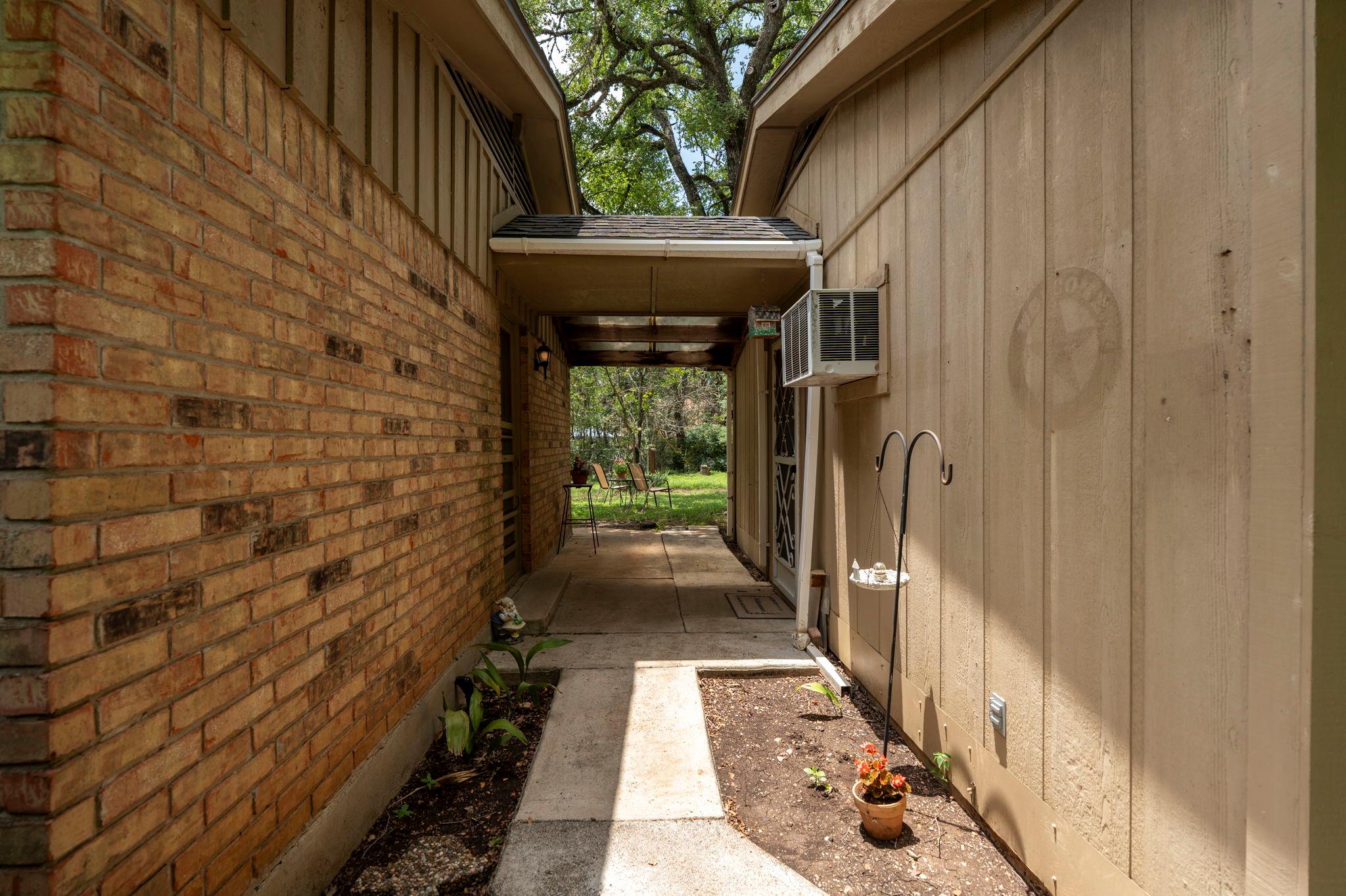 3511 Wyldwood Road Austin TX 78739