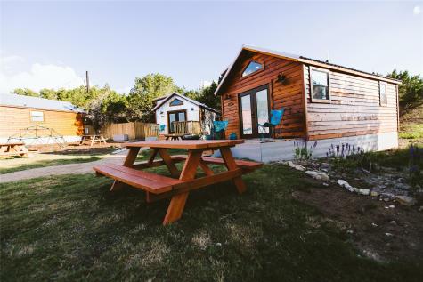 806 Bell Springs Road Dripping Springs TX 78620
