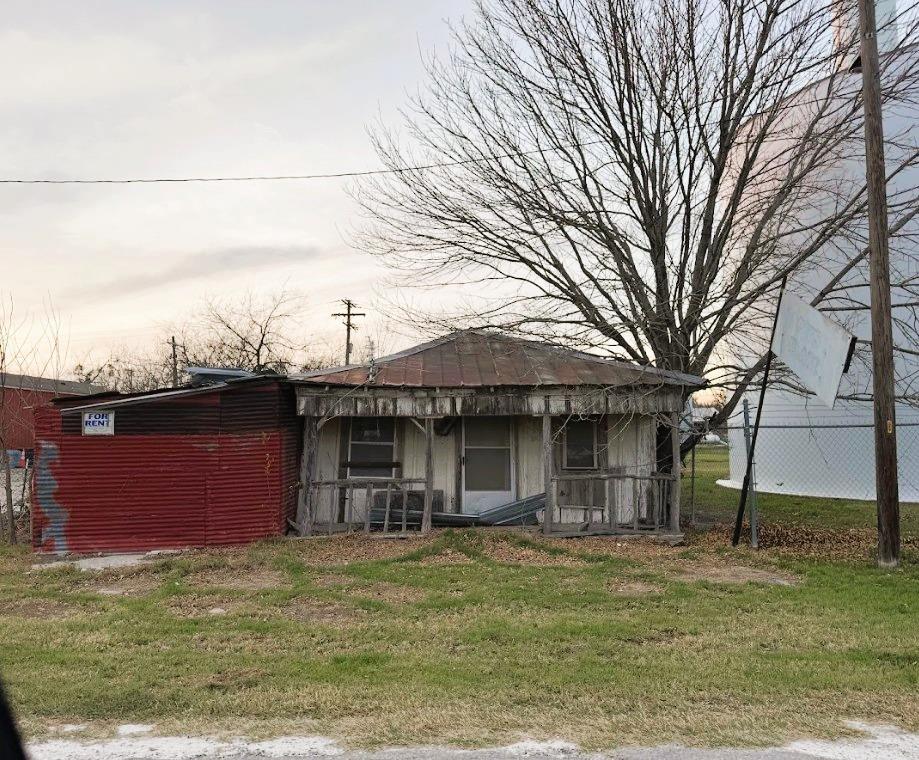 431 SW Front Street Bartlett TX 76511