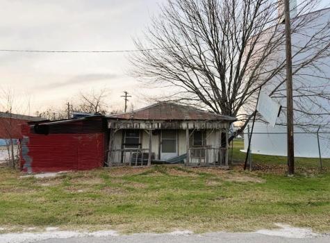 431 SW Front Street Bartlett TX 76511