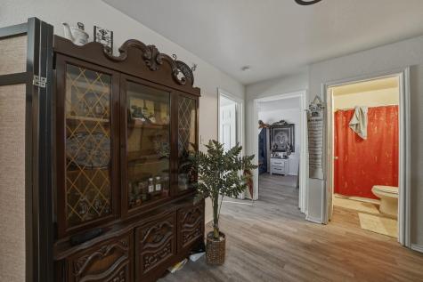 8142 Glen Mont San Antonio TX 78239