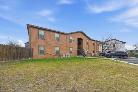 8142 Glen Mont San Antonio TX 78239