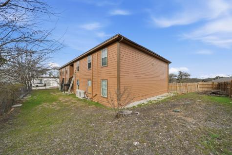 8142 Glen Mont San Antonio TX 78239
