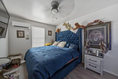 8142 Glen Mont San Antonio TX 78239