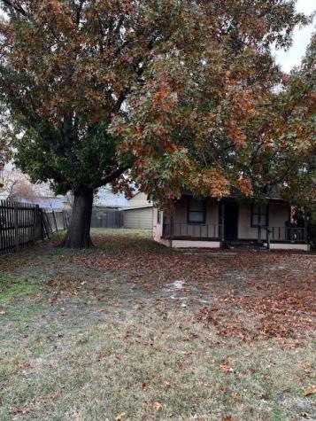 107 Main Street Hutto TX 78634