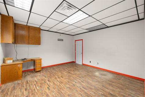 1804 W Cameron Avenue Rockdale TX 76567