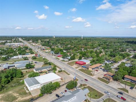 1804 W Cameron Avenue Rockdale TX 76567